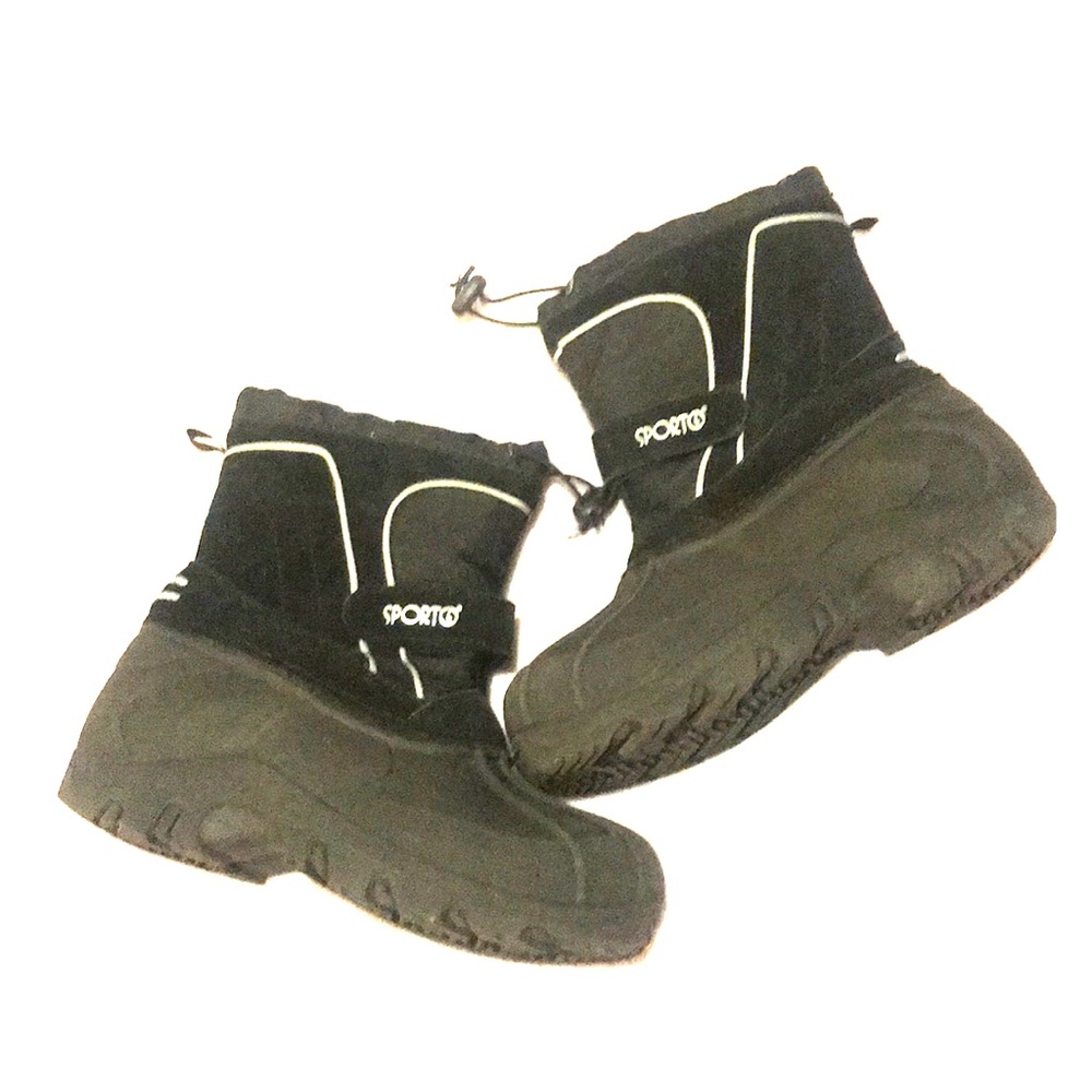 Snow boots